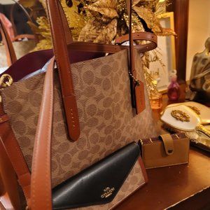 Authentic  New Coach Tote, Wallet, and Card Holder.